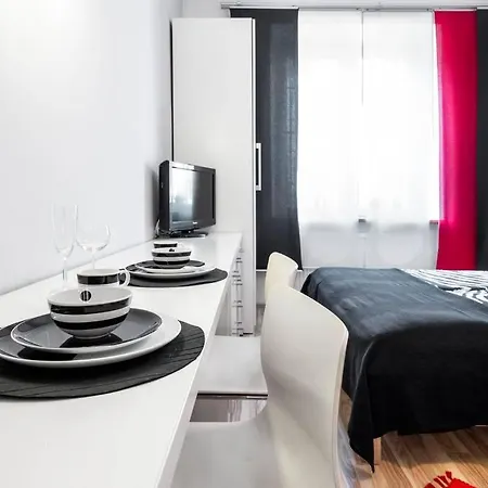 Studio Pomorska , Bezplatny Parking Cracovia